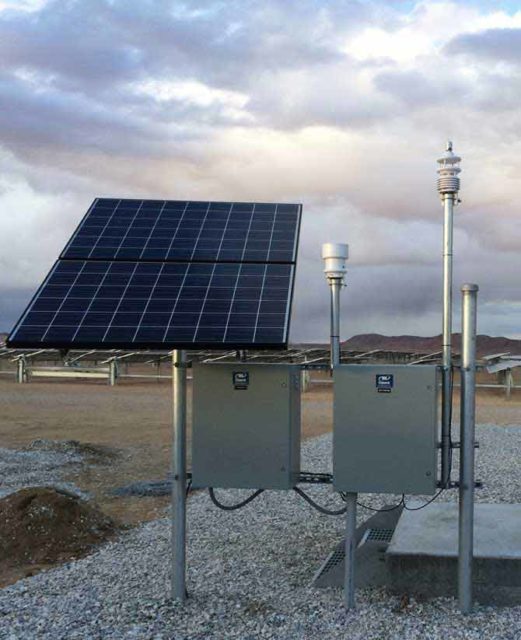 smart-solar-monitoring-EV_RE_Solar-Monitoring-Solar-Panels
